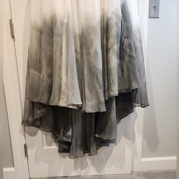 EUC, Sweet Caroline Cordelia Skirt, color: Smoke Show, Pockets, bridal sz20 - Picture 3 of 9